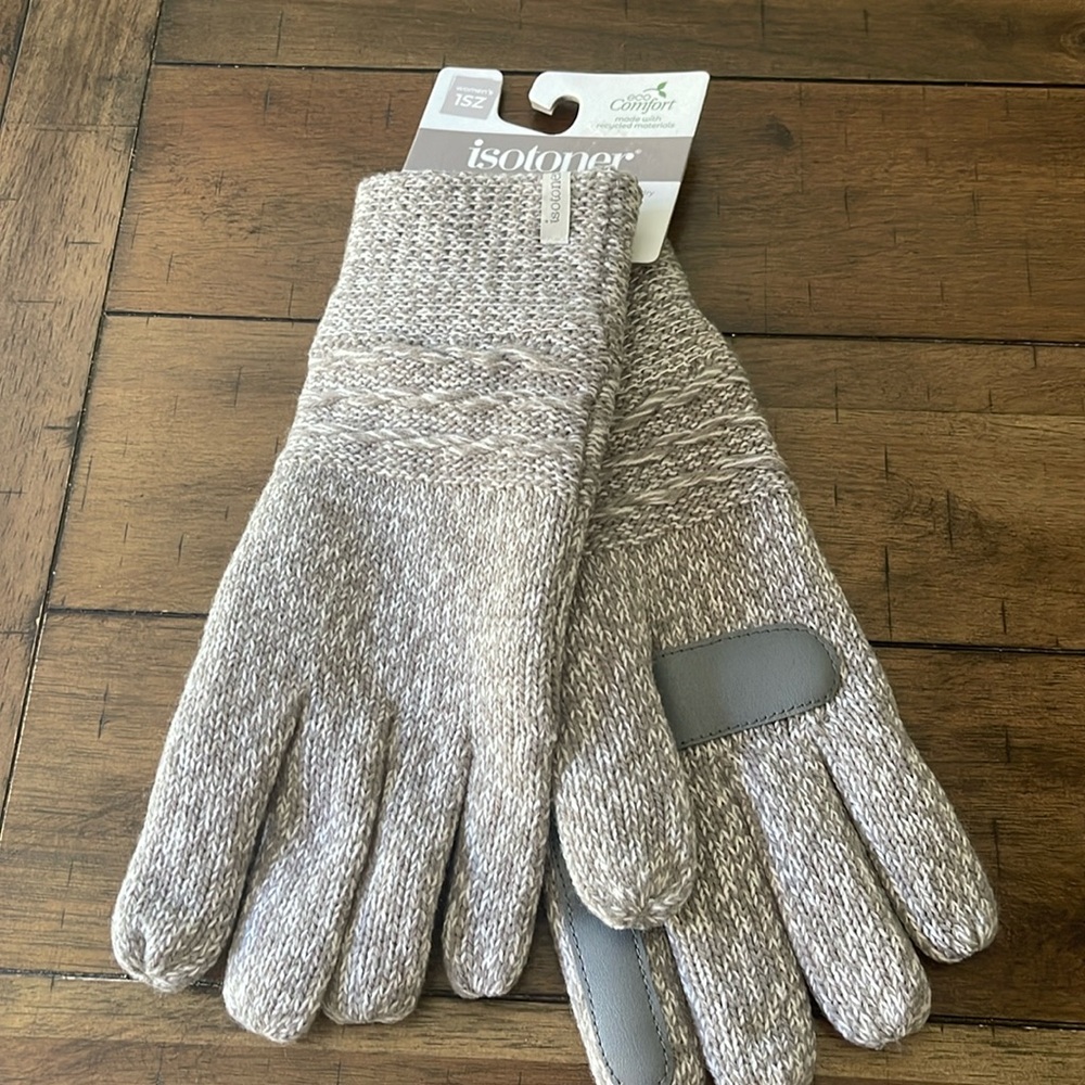 Isotoner women’s 1 size waterproof gloves new